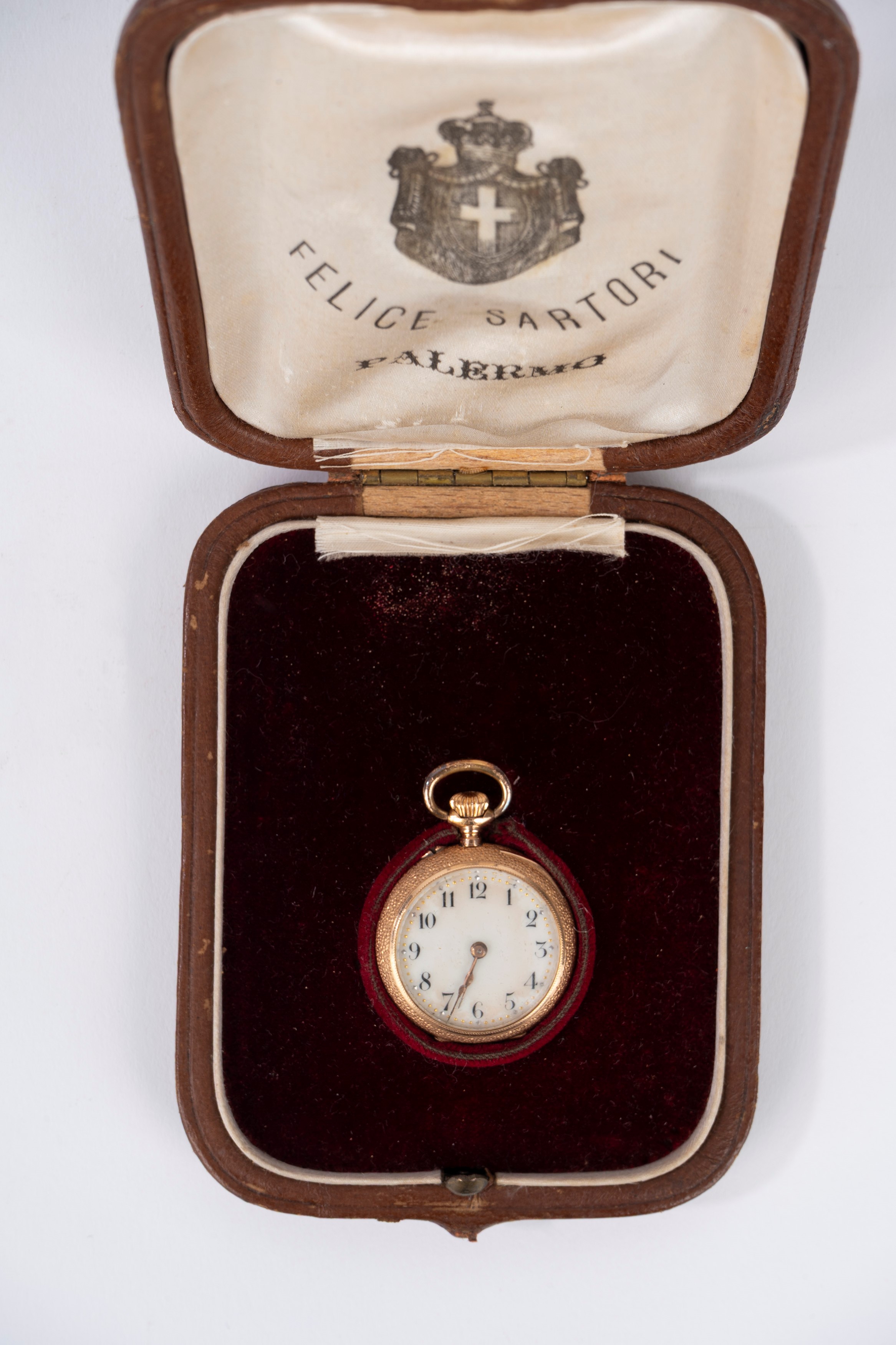Piccolo Orologio da Tasca in Oro e Smalti, Fine Secolo XIX