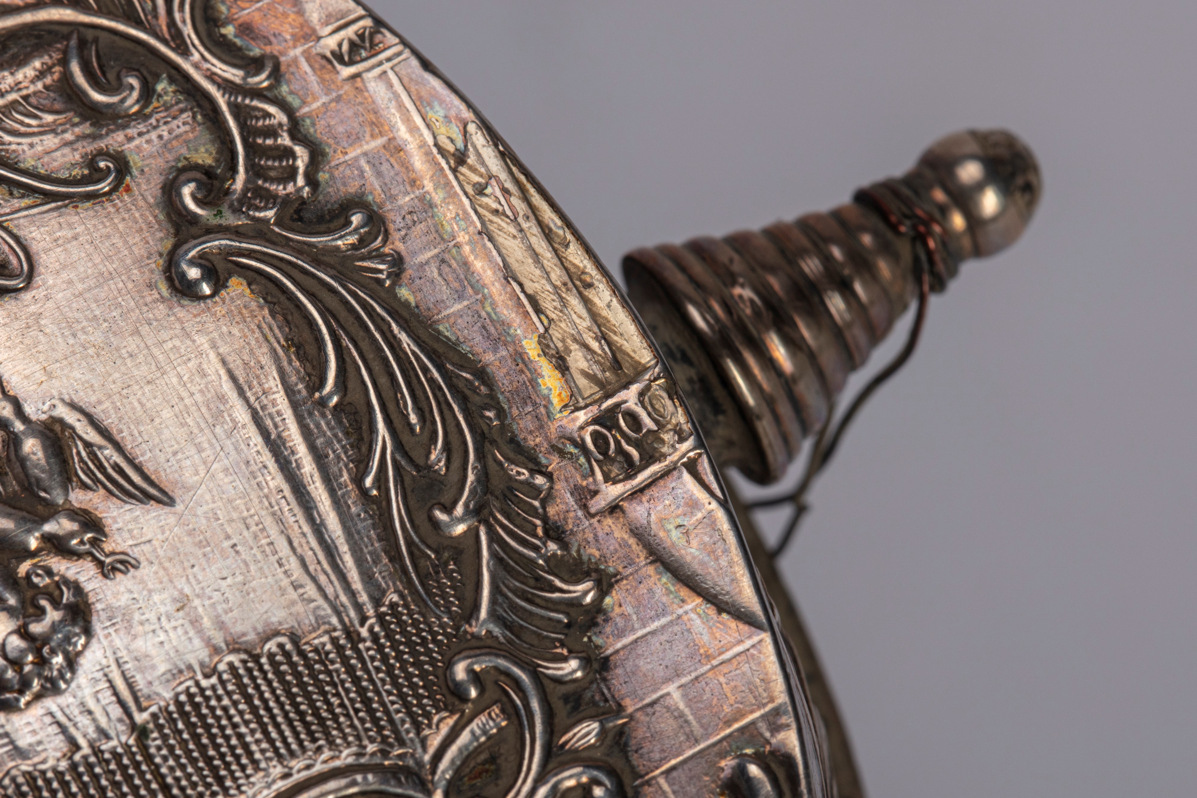 Scatola a forma di violino, argento, Germania, secolo XX