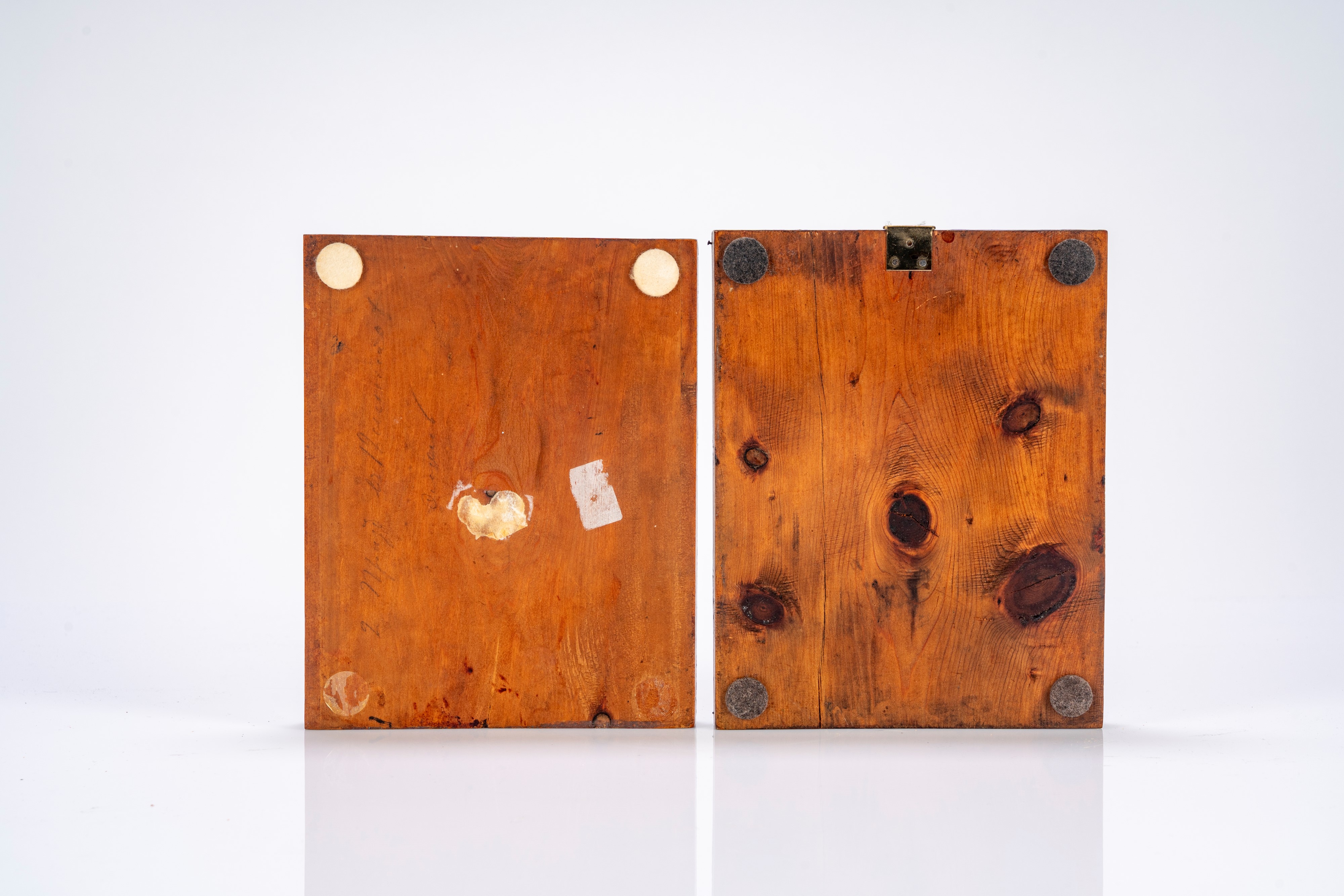 Due icone su tavola raffiguranti la Resurrezione di Cristo con la Discesa agli inferi e le Dodici...