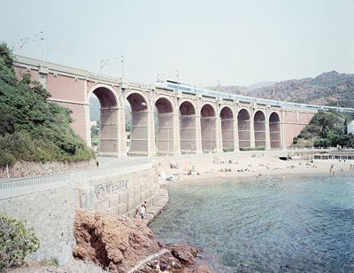 Antheor Viaduct dal portfolio 'Landscape with Figures', stampa offset, 2006