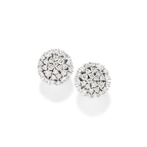 Diamond earrings 