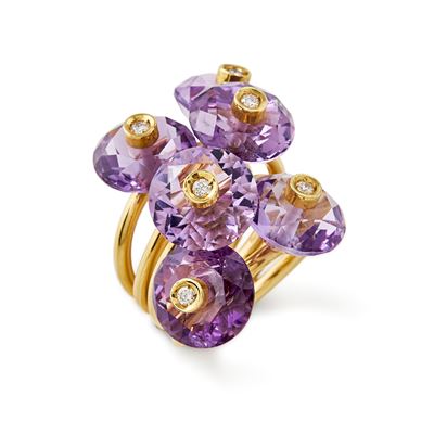Anello in oro giallo 18k con ametiste e diamante