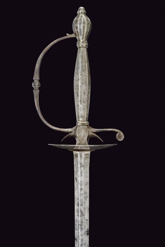 Spadino gentilizio a decoro diamantato