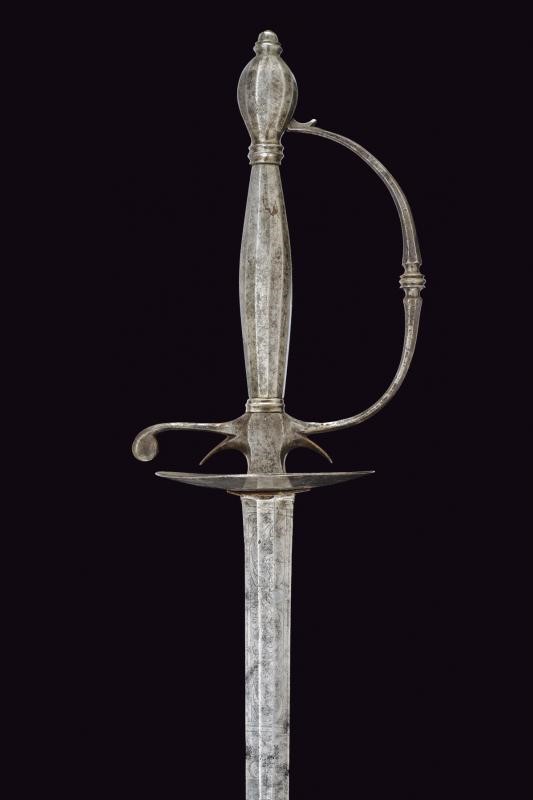 Spadino gentilizio a decoro diamantato