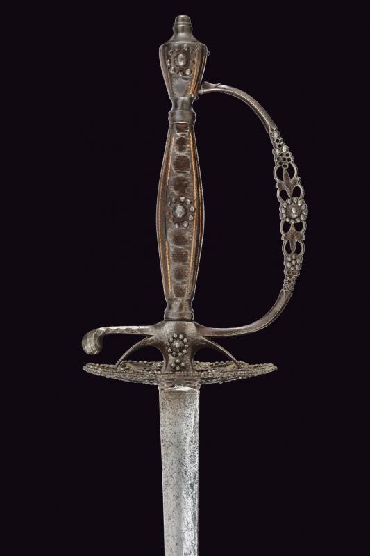 Spadino gentilizio a decoro diamantato