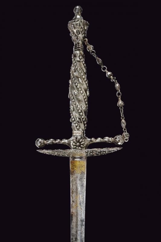 Spadino gentilizio a decoro diamantato