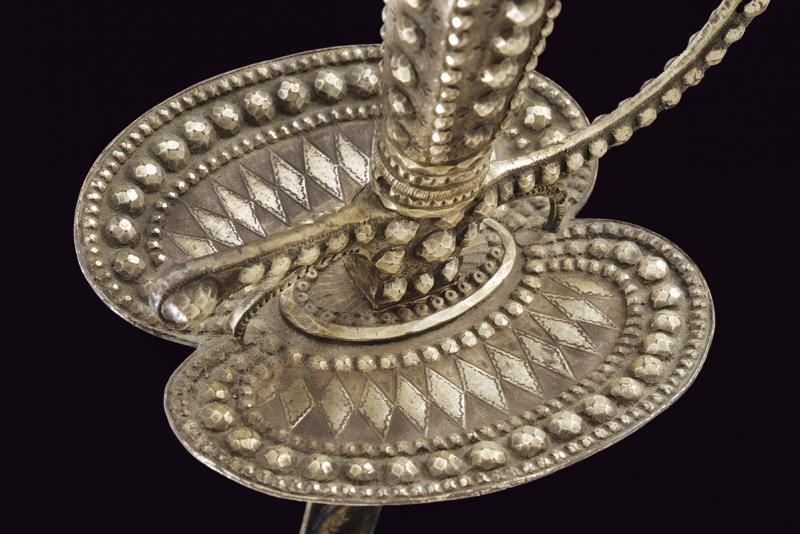 Spadino gentilizio a decoro diamantato