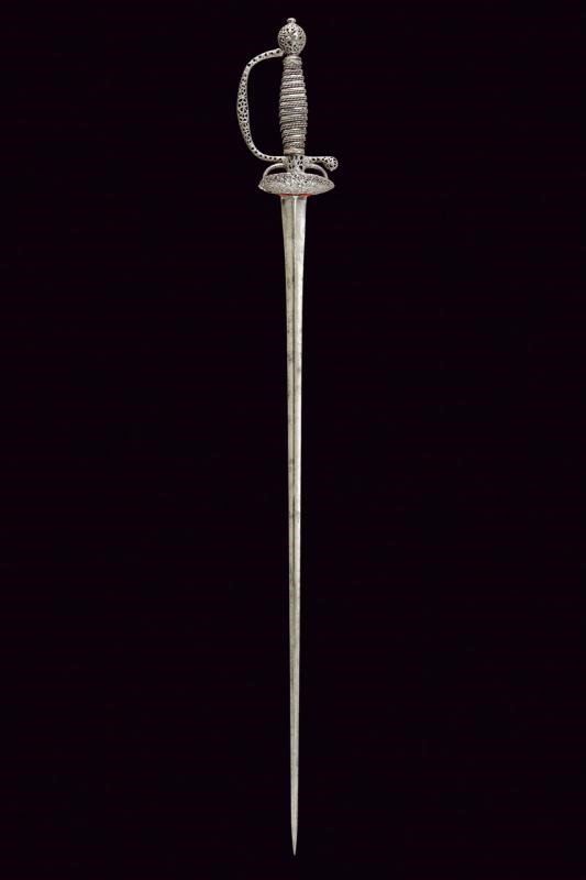 Bellissimo ed elegante spadino con fornimenti traforati