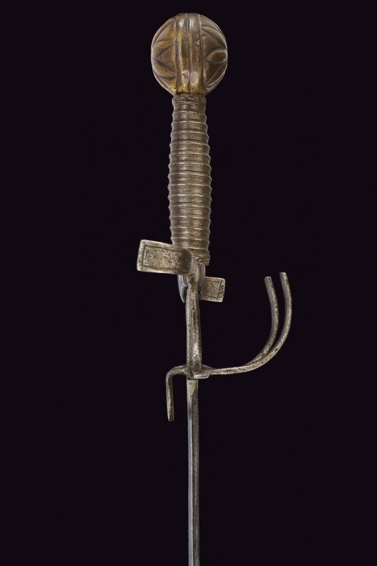 Interessante spada da lato