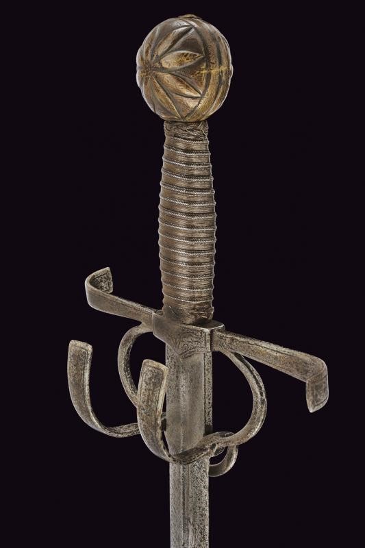 Interessante spada da lato