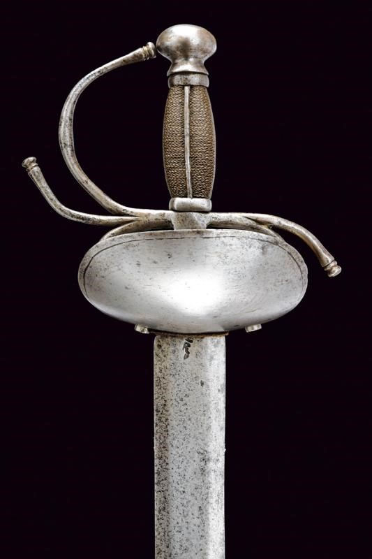 Spada a "boca de caballo"