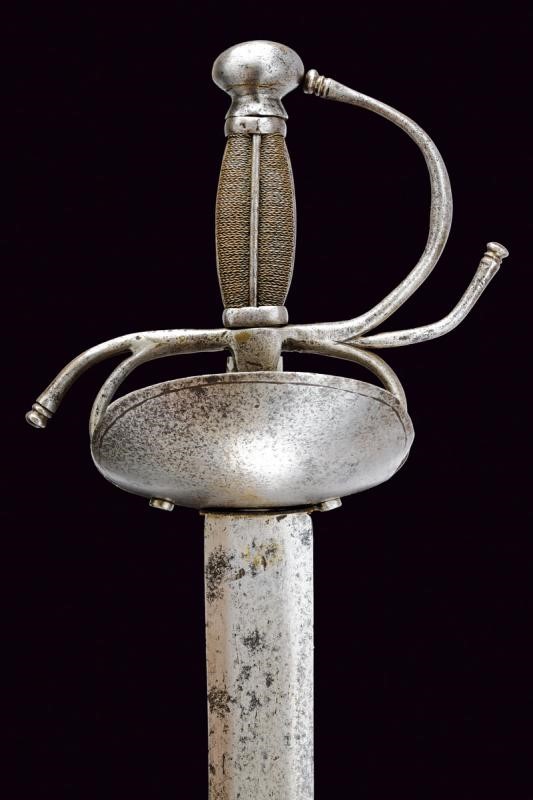 Spada a "boca de caballo"