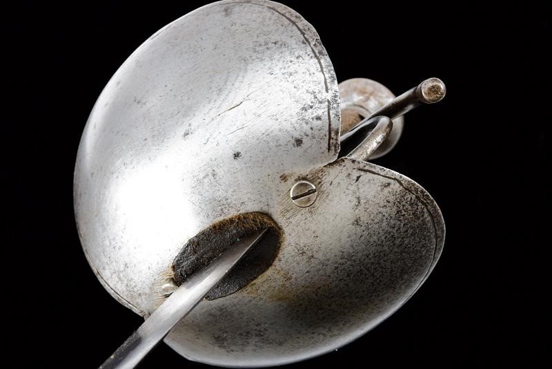 Spada a "boca de caballo"