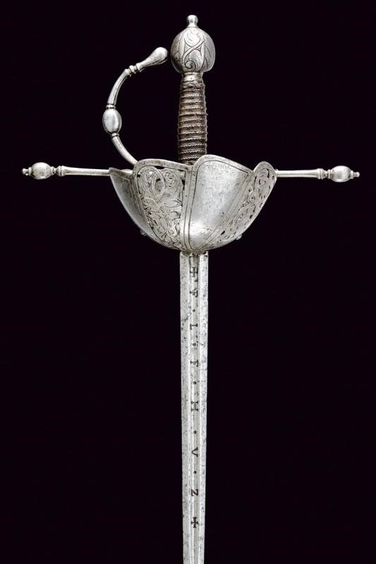 Interessante ed elegante spada a tazza