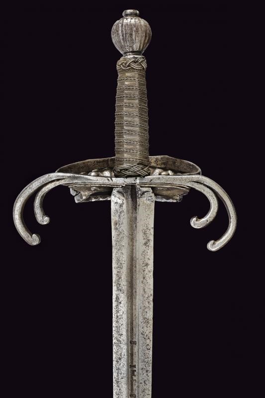 Bella spada a granchio pisana