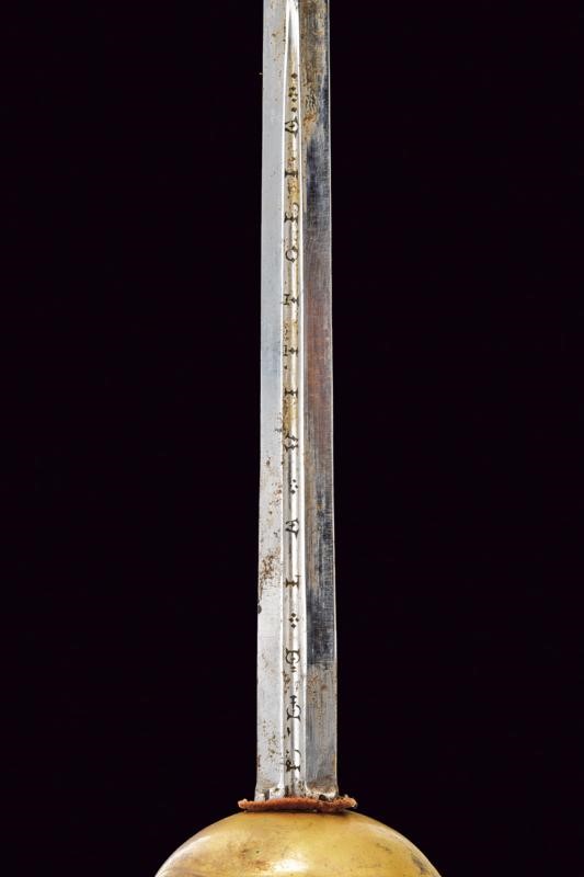 Bella spada da ufficiale