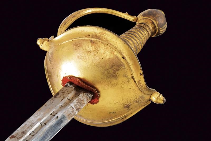 Bella spada da ufficiale