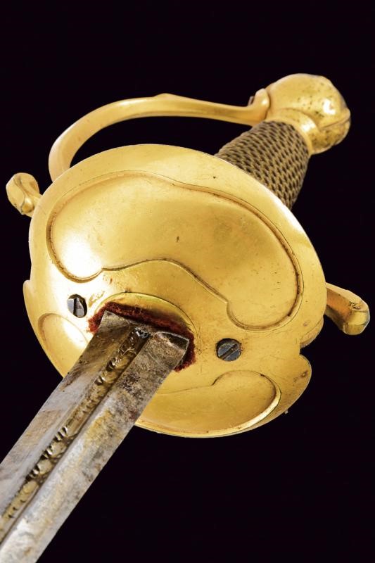 Bella spada da ufficiale