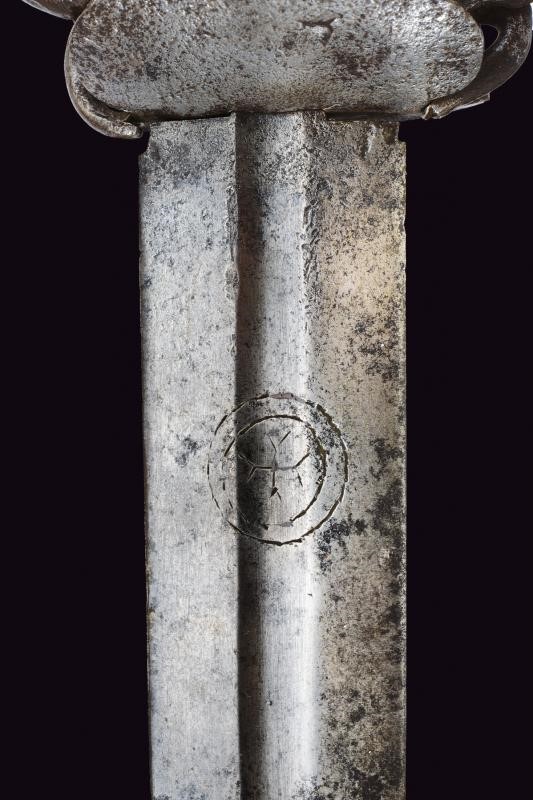 Spada composita con interessante lama