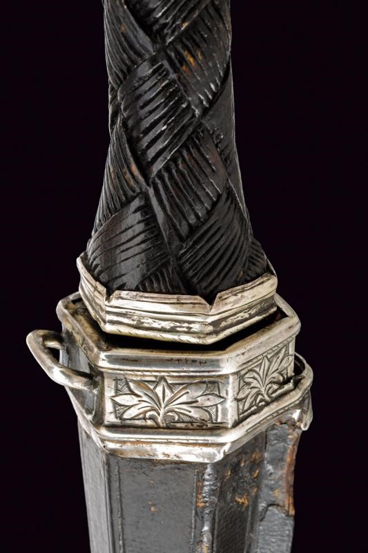 Raro pugnale "Sfondagiaco" con fodero