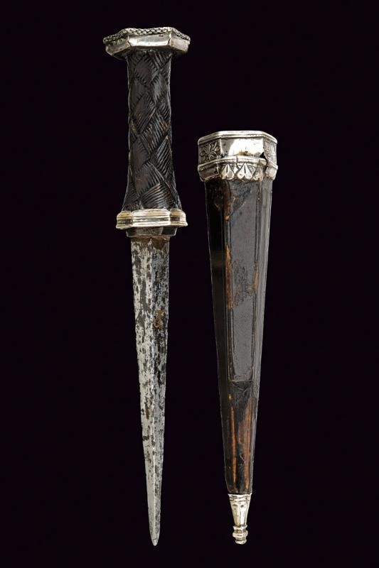 Raro pugnale "Sfondagiaco" con fodero