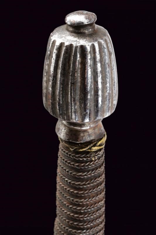 Daghetta mano sinistra con lama traforata