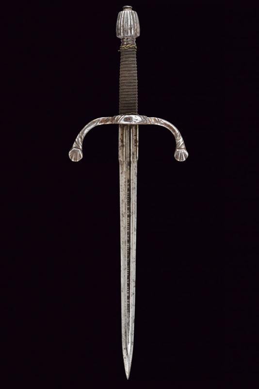 Daghetta mano sinistra con lama traforata