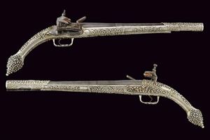 Paio di pistole a pietra focaia alla morlacca