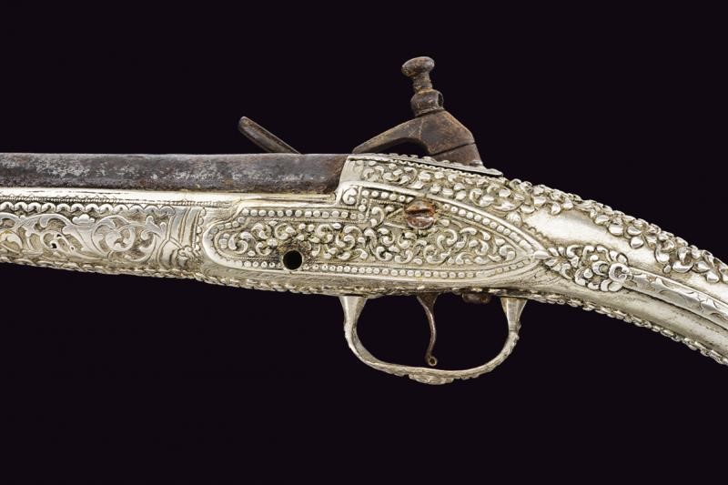 Paio di Pistole alla Morlacca con Fornimenti in Argento