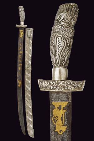Pedang lurus con lama decorata