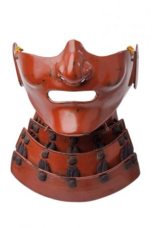 Ryubu menpo in lacca rossa