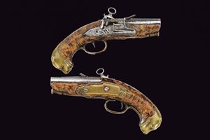 Interessante paio di pistole a pietra focaia alla romana