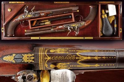 Bellissimo Paio di Pistole a Pietra Focaia Elaborate in Stile Inglese, Firmate Vsevolod
