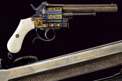 Magnifico Revolver a Spillo di Mazza