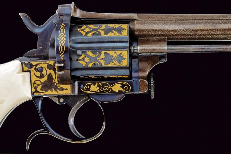 Magnifico Revolver a Spillo di Mazza