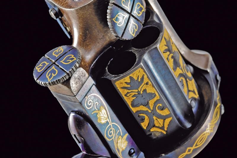 Magnifico Revolver a Spillo di Mazza