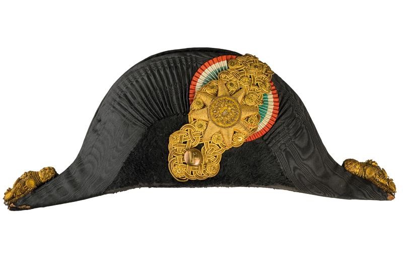 Elegante Uniforme da Funzionario di Stato