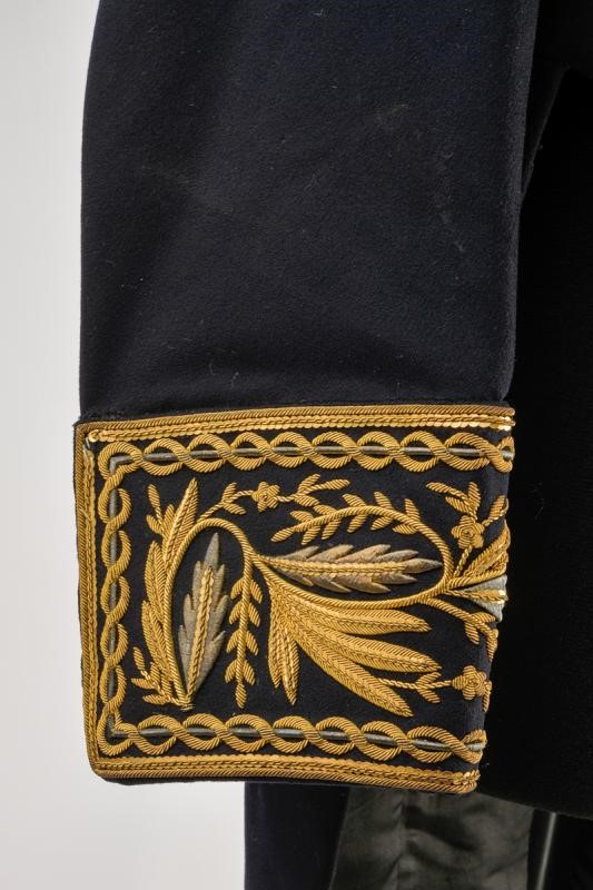 Elegante Uniforme da Funzionario di Stato