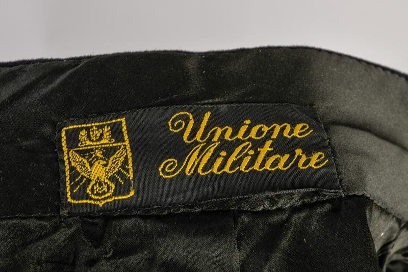 Elegante Uniforme da Funzionario di Stato