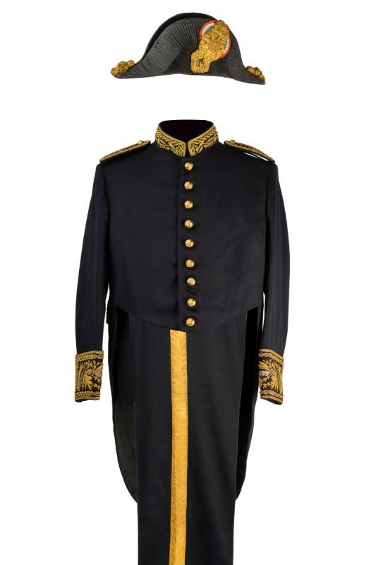 Elegante Uniforme da Funzionario di Stato
