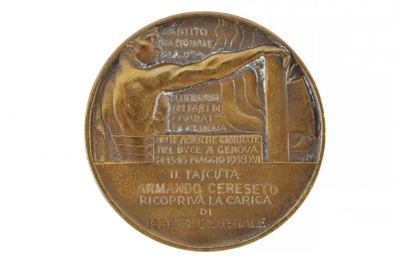 Busto Raffigurante Mussolini Regalato dagli Ufficiali a Armando Cereseto