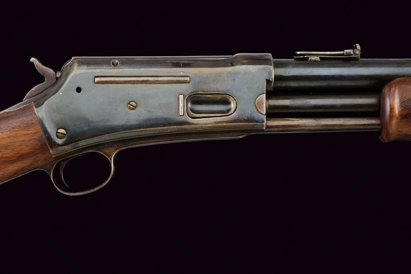 Interessante Colt Lightning Slide Action Carbine, Large Frame, con alloggiamento per baionetta