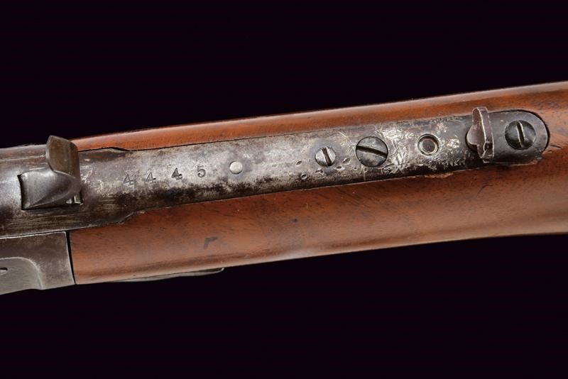 Raro Colt-Burgess Lever Action Rifle