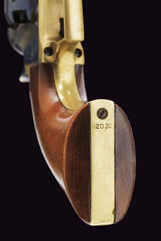 Bel modellino in scala di un revolver Colt Model 1851 Navy