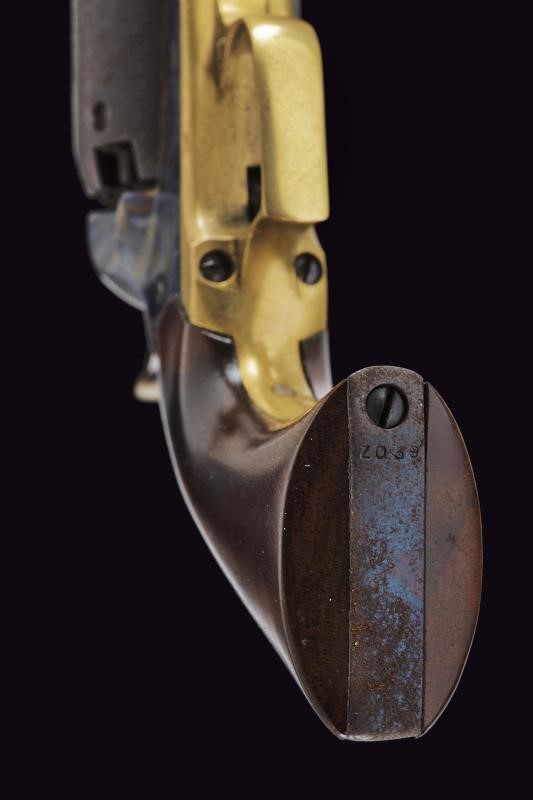 Bel modellino in scala di un revolver Colt Walker