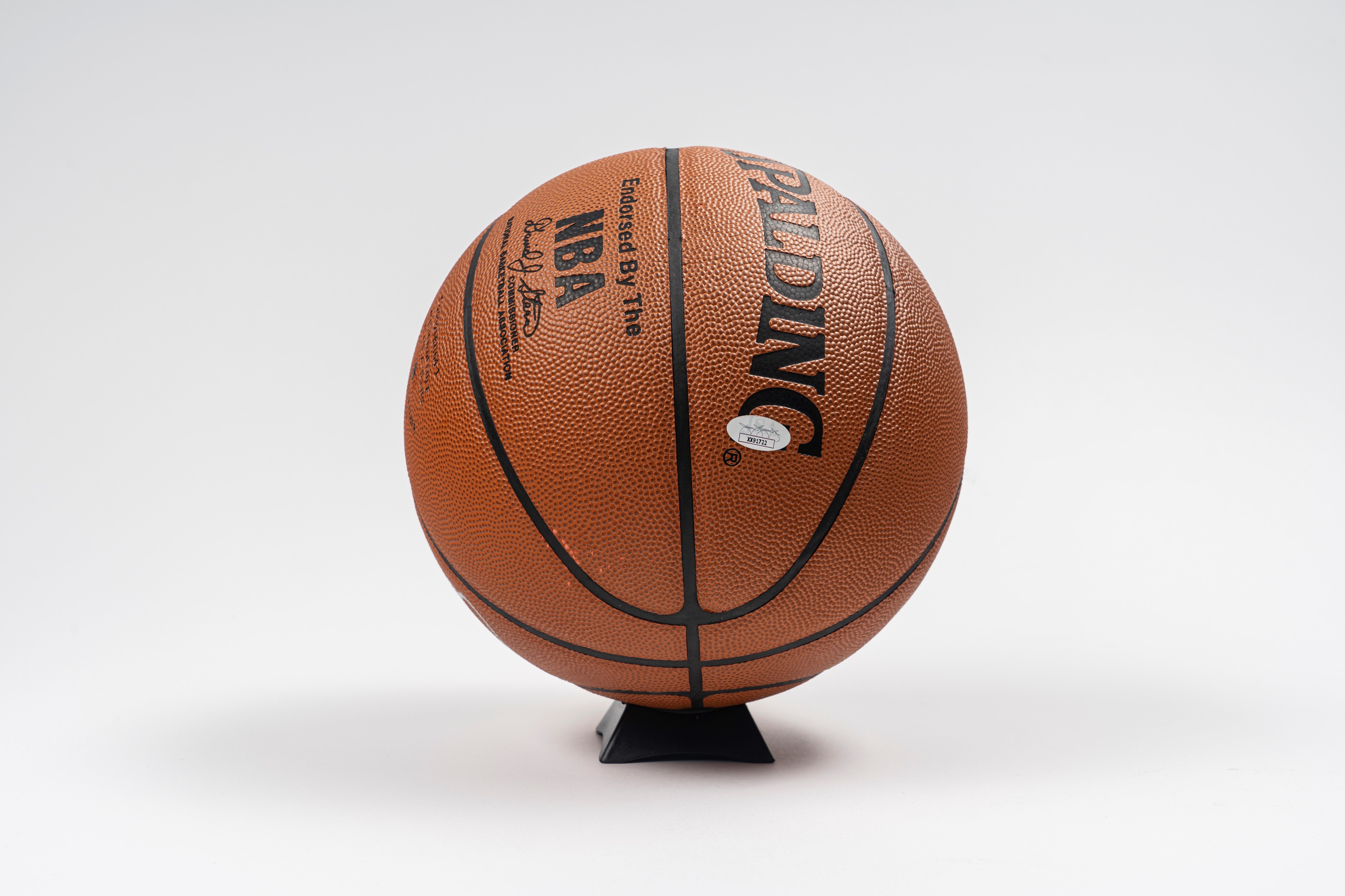 Kareem Abdul-jabbar – Palla da Basket Autografata – Cert. Jsa
