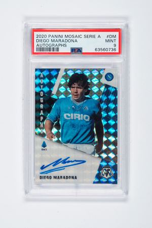 Diego Armando Maradona – Card autografata – Napoli – Panini Mosaic 2021 – PSA 9