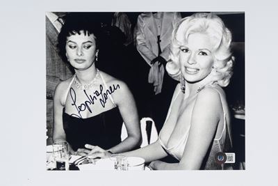 Sophia Loren – Foto Autografata - 21,5x 20 CM (8”x10” Inch) – Cert. Beckett