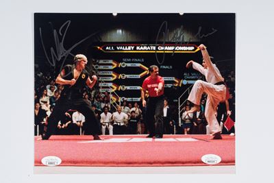 Ralph Macchio e William Zabka – Foto Autografata - Karate Kid –- 21,5x 20 CM (8”x10” Inch) - Cert...