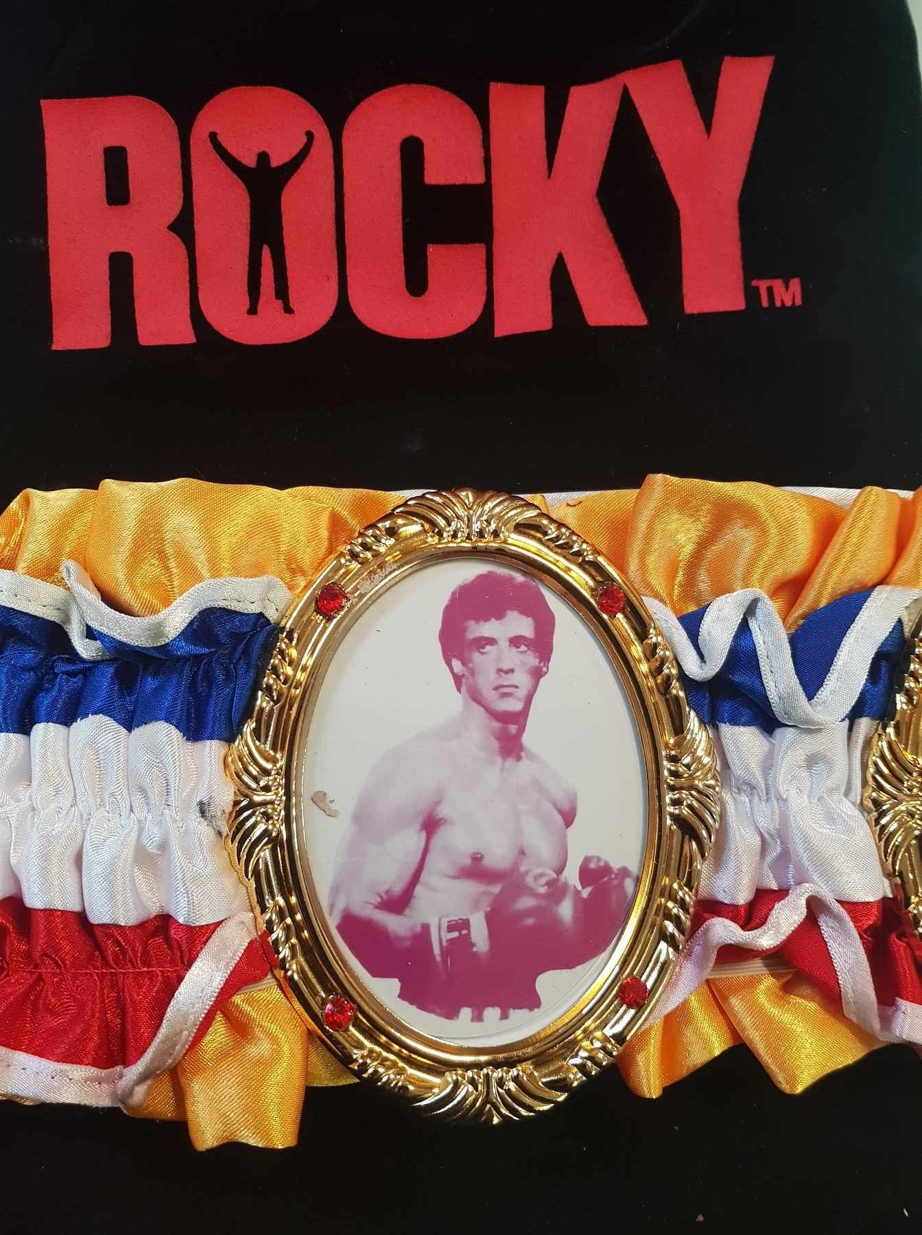 Rocky - Championship Belt - Hollywood Collectibles Group - 104 CM – Limitata a 1976 Pezzi